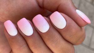 Glitter ombre pink köröm